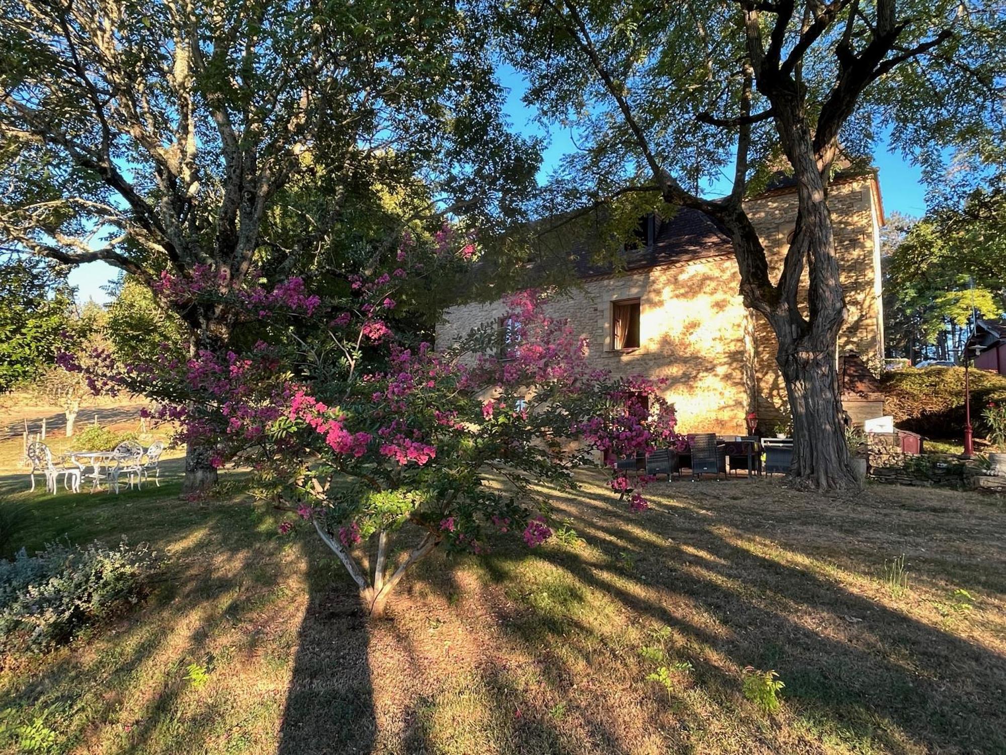Roquebrune Saint-Alvere Экстерьер фото
